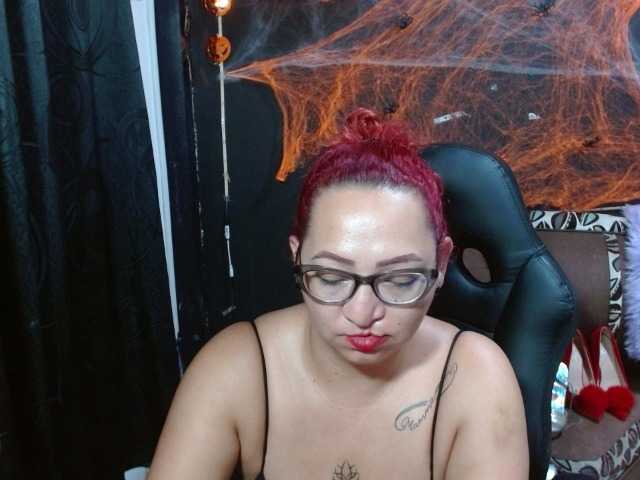 Fotografije cataleya-ar come you want a big dirty show on the floor and see how i drink my fluids for 500tokns come enjoy it
