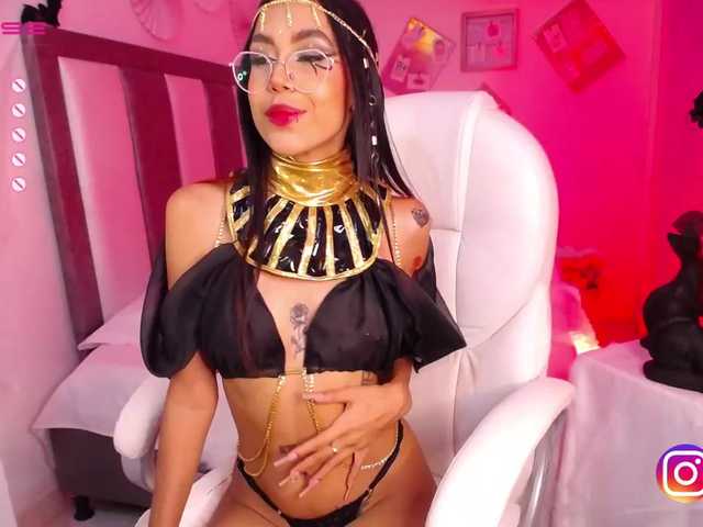 Fotografije MelyTaylor ❤️hi! i'm Arlequin ❤️enjoy and relax with me❤️i like to play❤️⭐ lovense - domi - nora ⭐ @remain Toy in my hot and wet pussy with fingers in my ass, make me climax @total
