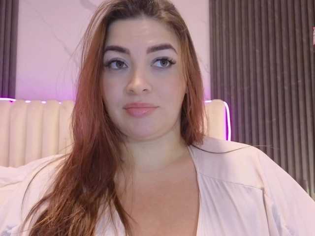 Fotografije SarahReyes1 HOT MAN!!! I wait for you for a juicy squirt, which I will splash on the camera at that time my mouth will be busy with a deep spitty blowjob and my pussy will throb with pleasure ❤DOMI 200 TKS 5 MIN CONTROL MACHINE 222TKSx3MINS ❤